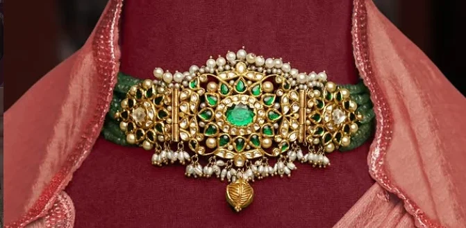 Sarkar Jewellers bridal jewellery close-up